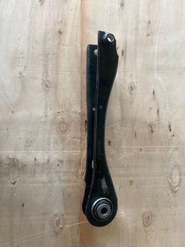 рычаг задний левый